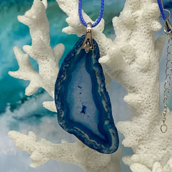 Handcrafted Blue Druzy Geode Agate Slice Necklace on Waxed Cotton Cord - Picture 4 of 13